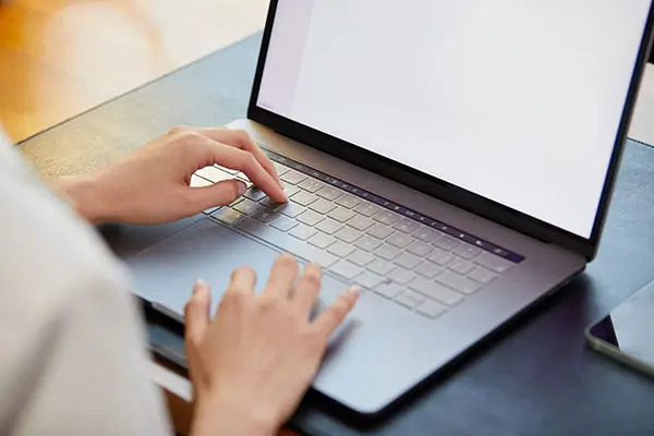 河南大学张冬冬简介照片